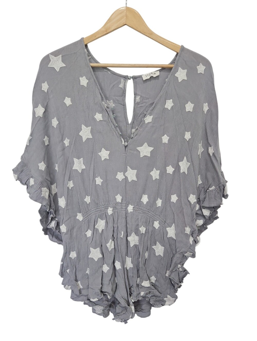 Storia Embroidered Star Ruffle Batwing Sleeve Romper Gray Size Medium
